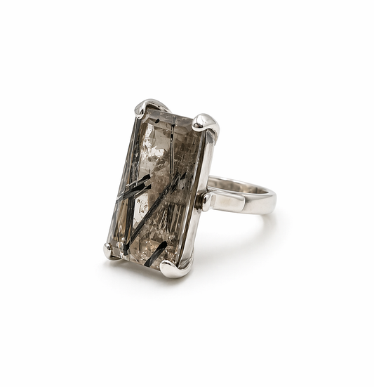 Tourmalinated Quartz Ring